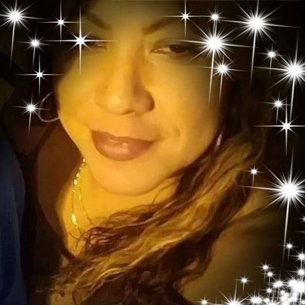 Meet your Posher, Maribel